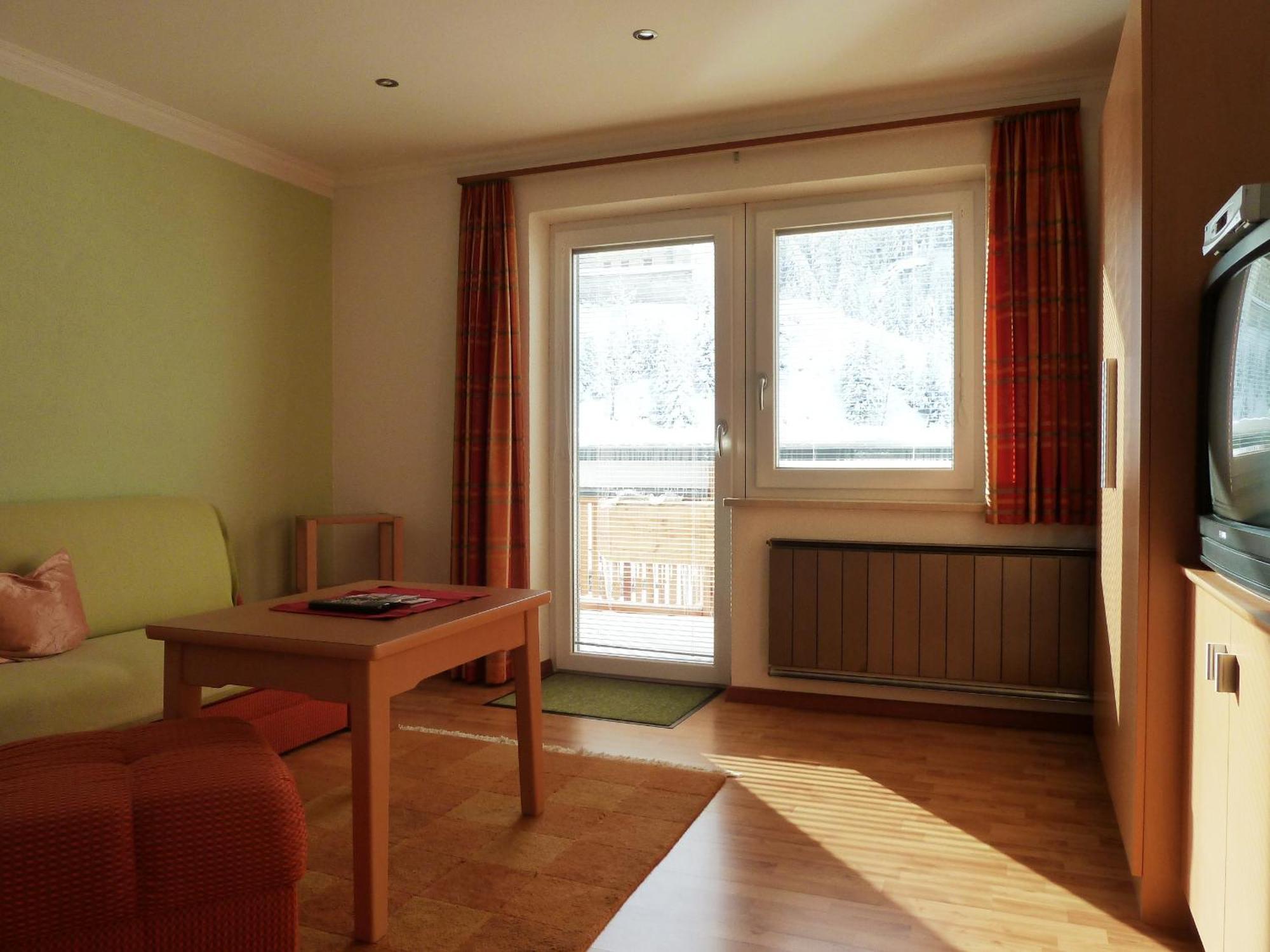 Haus Arnika Hotell Nauders Exteriör bild